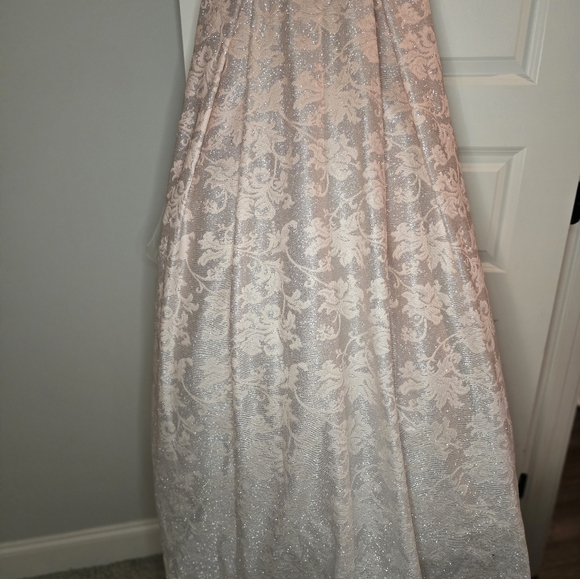 Prom dress - Picture 5 of 7